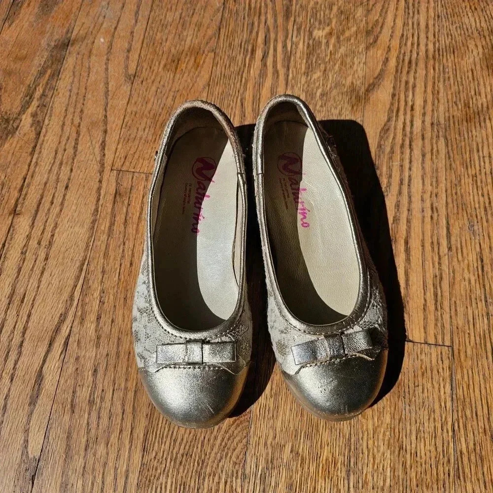 Naturino gold with cream lace girls flats size EU 28/ US 11